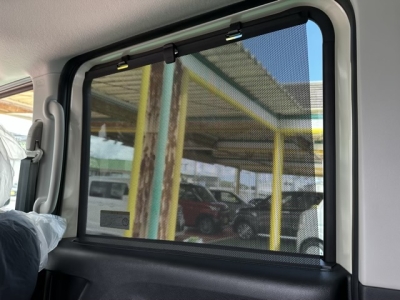 デリカミニ(三菱)届出済未使用車 内外装写真他２