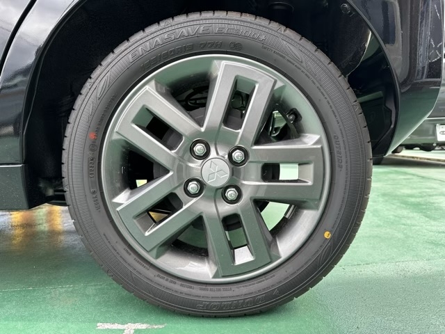 デリカミニ(三菱)届出済未使用車 11