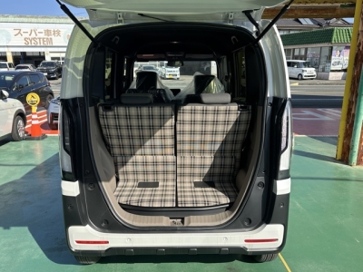N-BOX(ホンダ)届出済未使用車 内外装写真他１