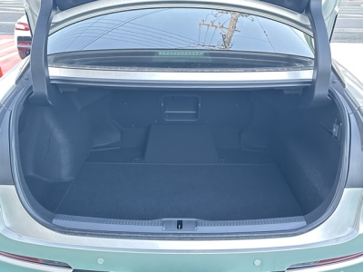 クラウンクロスオーバー(トヨタ)中古車 内外装写真他１