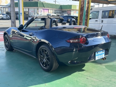 ロードスター(マツダ)中古車 後方
