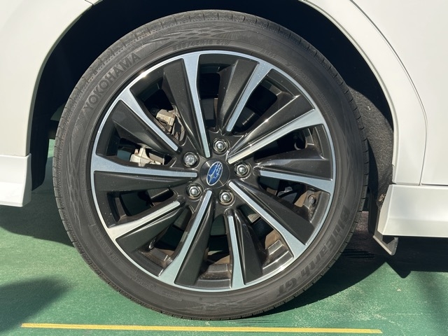 レヴォーグ(スバル)中古車 10