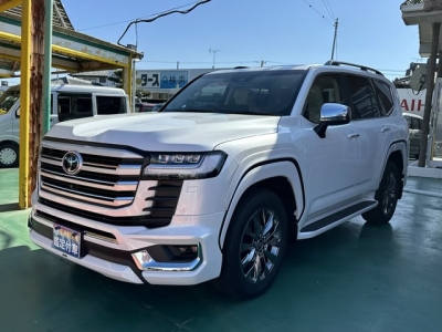 ランドクルーザー(トヨタ)登録済未使用車 前方