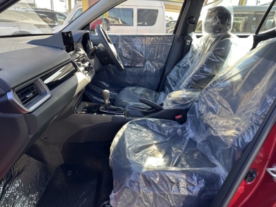 WR-V(ホンダ)登録済未使用車 前席内装