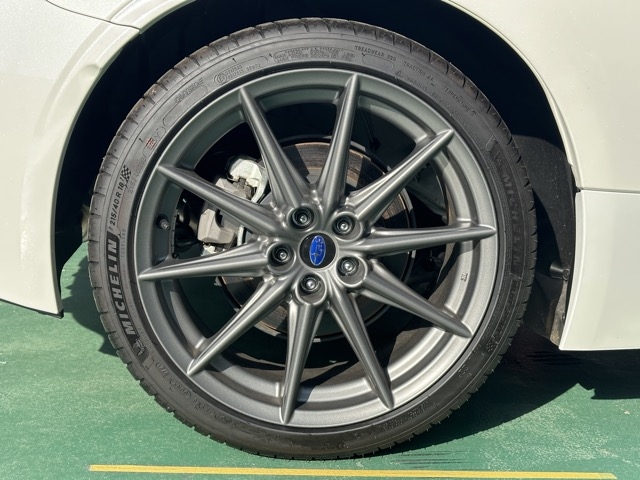 BRZ(スバル)中古車 10