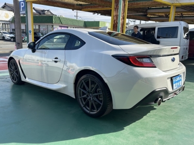 BRZ(スバル)中古車 後方