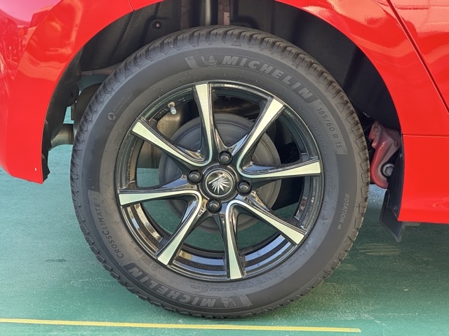 ヤリス(トヨタ)中古車 11