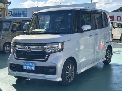 N-BOXカスタム(ホンダ)中古車 前方