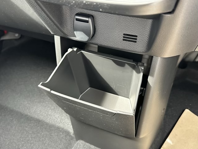 デリカミニ(三菱)届出済未使用車 22