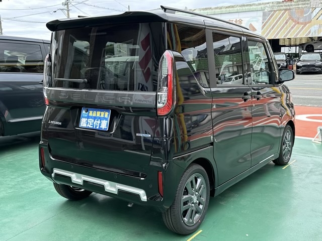 デリカミニ(三菱)届出済未使用車 3