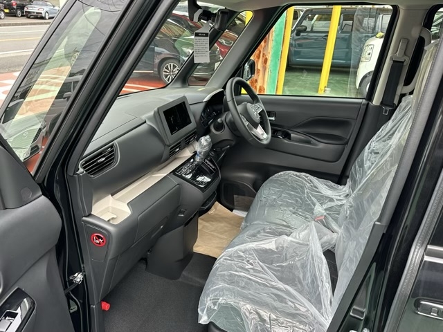 デリカミニ(三菱)届出済未使用車 5