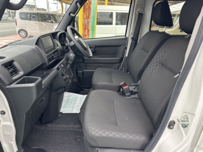 ピクシスバン(トヨタ)中古車 前席内装