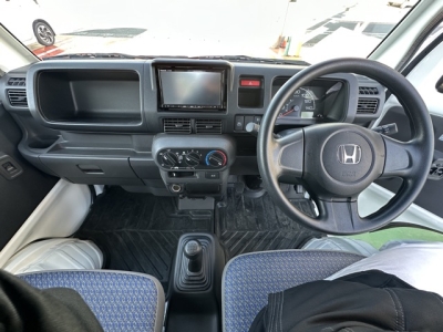 アクティT(ホンダ)中古車 後席内装
