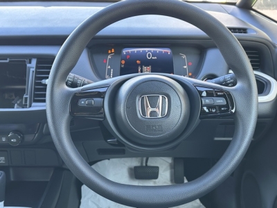 フィット(ホンダ)中古車 内外装写真