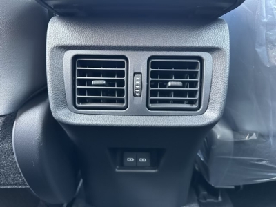 ハリアー(トヨタ)登録済未使用車 内外装写真他