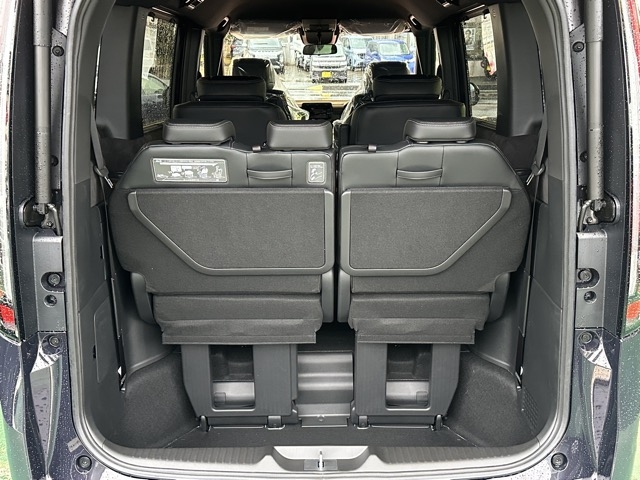ステップワゴン(ホンダ)登録済未使用車 13