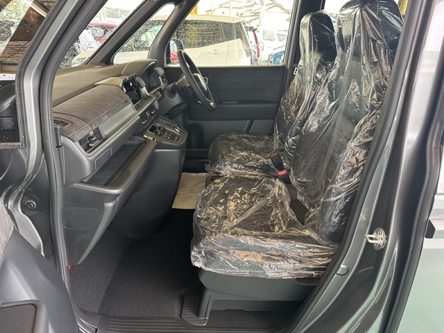 ステップワゴン(ホンダ)登録済未使用車 3