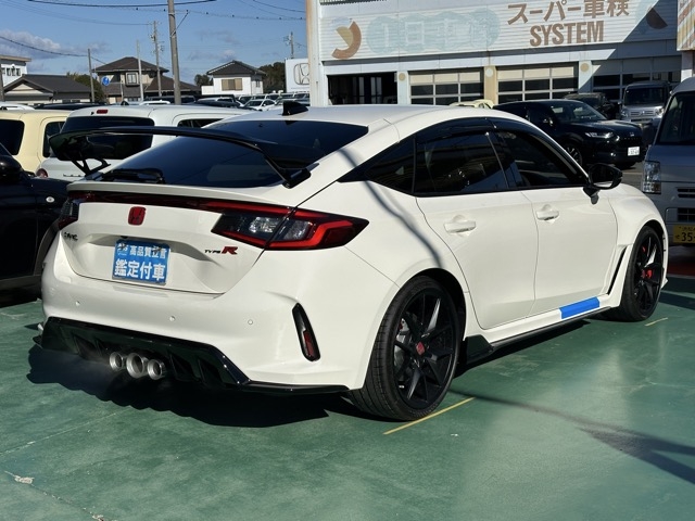 シビック(ホンダ)登録済未使用車 10