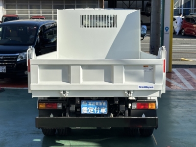 キャンター(三菱)レンタ登録済未使用車 内外装写真