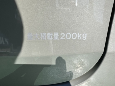 スペーシアベース(スズキ)届出済未使用車 内外装写真他２