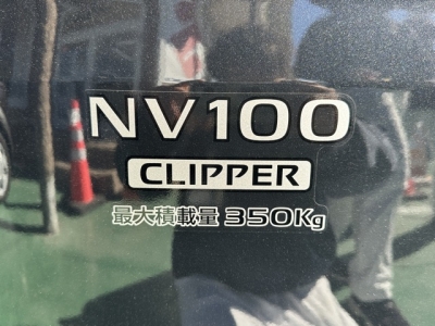 NV１００クリッパー(ニッサン)中古車 内外装写真他１