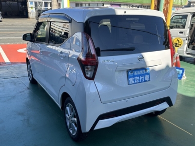 デイズ(ニッサン)中古車 後方