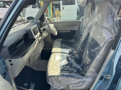 ラパン(スズキ)中古車 前席内装