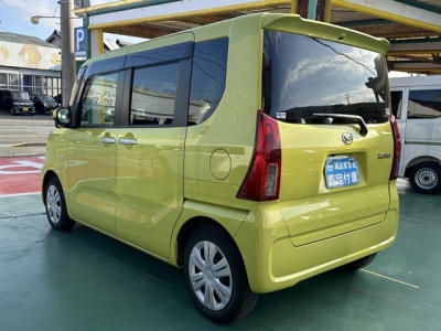 タント(ダイハツ)中古車 後方