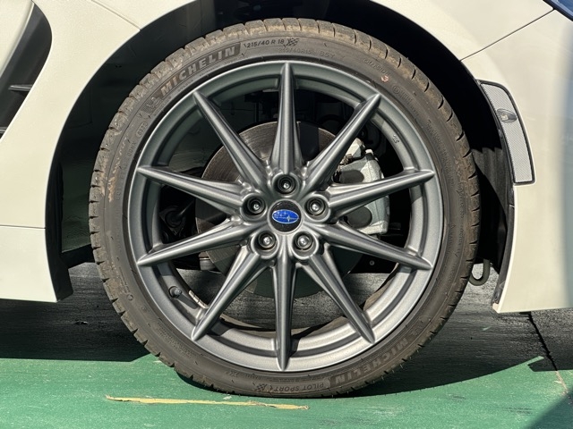 BRZ(スバル)中古車 9