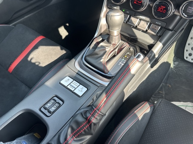 BRZ(スバル)中古車 13