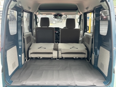 NV１００クリッパー(ニッサン)中古車 内外装写真他２