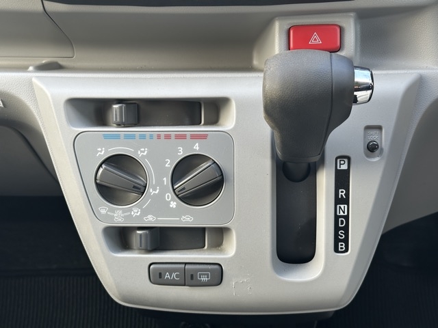 ピクシスエポック(トヨタ)中古車 14