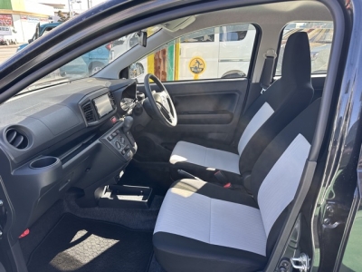 ミライース(ダイハツ)中古車 前席内装