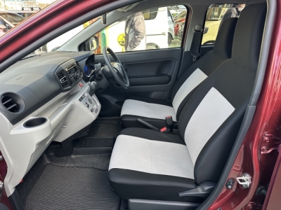 ミライース(ダイハツ)中古車 前席内装