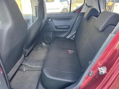 ミライース(ダイハツ)中古車 後席内装