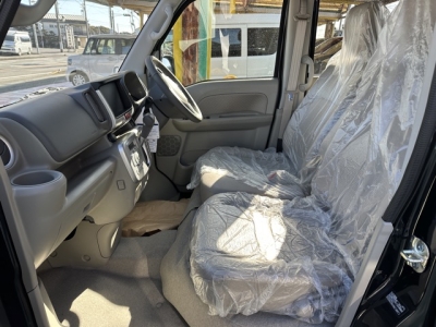 エブリイワゴンのＯＥＭ(スズキ)届出済未使用車 前席内装
