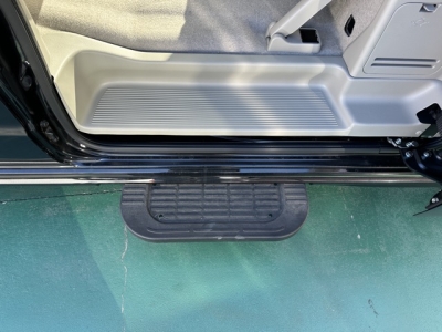 エブリイワゴンのＯＥＭ(スズキ)届出済未使用車 後席から見た前席