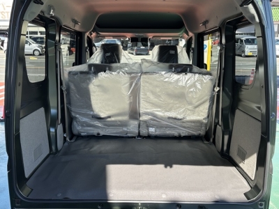 エブリイバンのOEM(スズキ)届出済未使用車 内外装写真他１