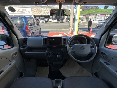 エブリイバンのＯＥＭ(スズキ)中古車 後席から見た前席
