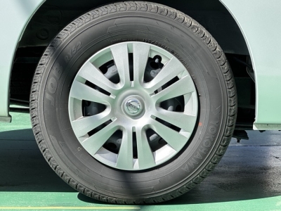 キャラバン(ニッサン)レンタ登録済未使用車 内外装写真他２