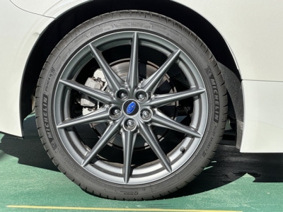 BRZ(スバル)中古車 内外装写真他２