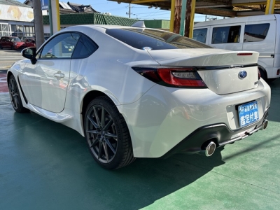 BRZ(スバル)中古車 後方