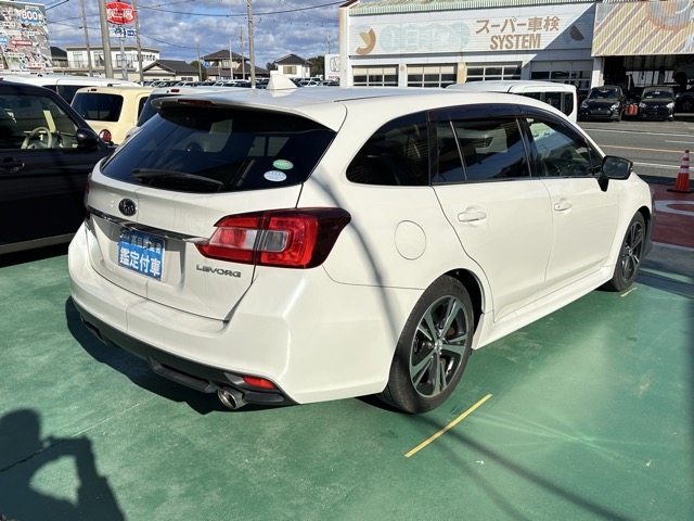 レヴォーグ(スバル)中古車 10