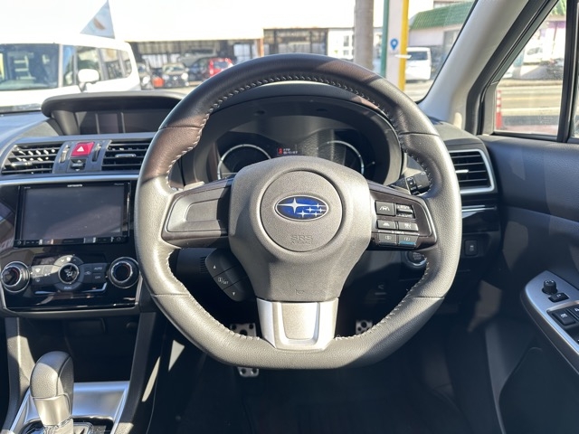 レヴォーグ(スバル)中古車 7