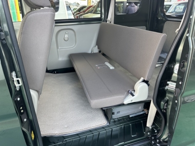 NV１００クリッパー(ニッサン)中古車 後席内装