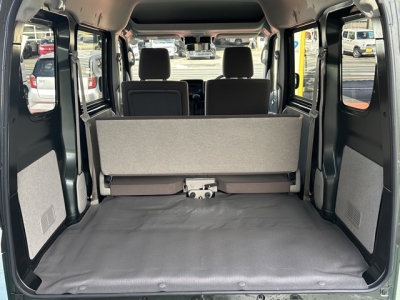 NV１００クリッパー(ニッサン)中古車 内外装写真他１