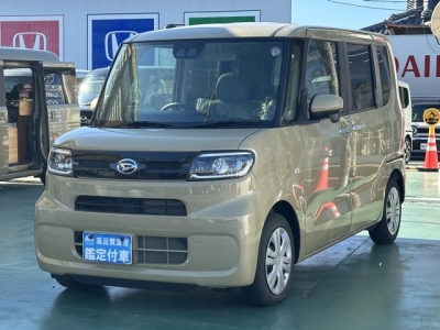 タント(ダイハツ)届出済未使用車 前方
