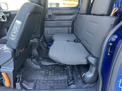 N-VAN(ホンダ)中古車 後席内装