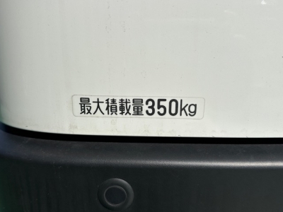 ハイゼットカーゴ(ダイハツ)中古車 内外装写真他２