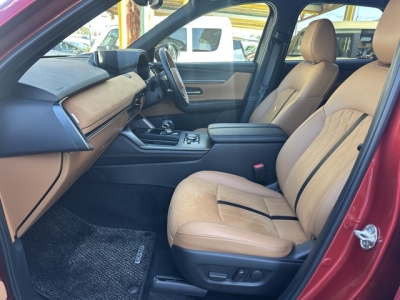 CX-60(マツダ)中古車 前席内装
